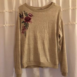 Soft sweater with floral design